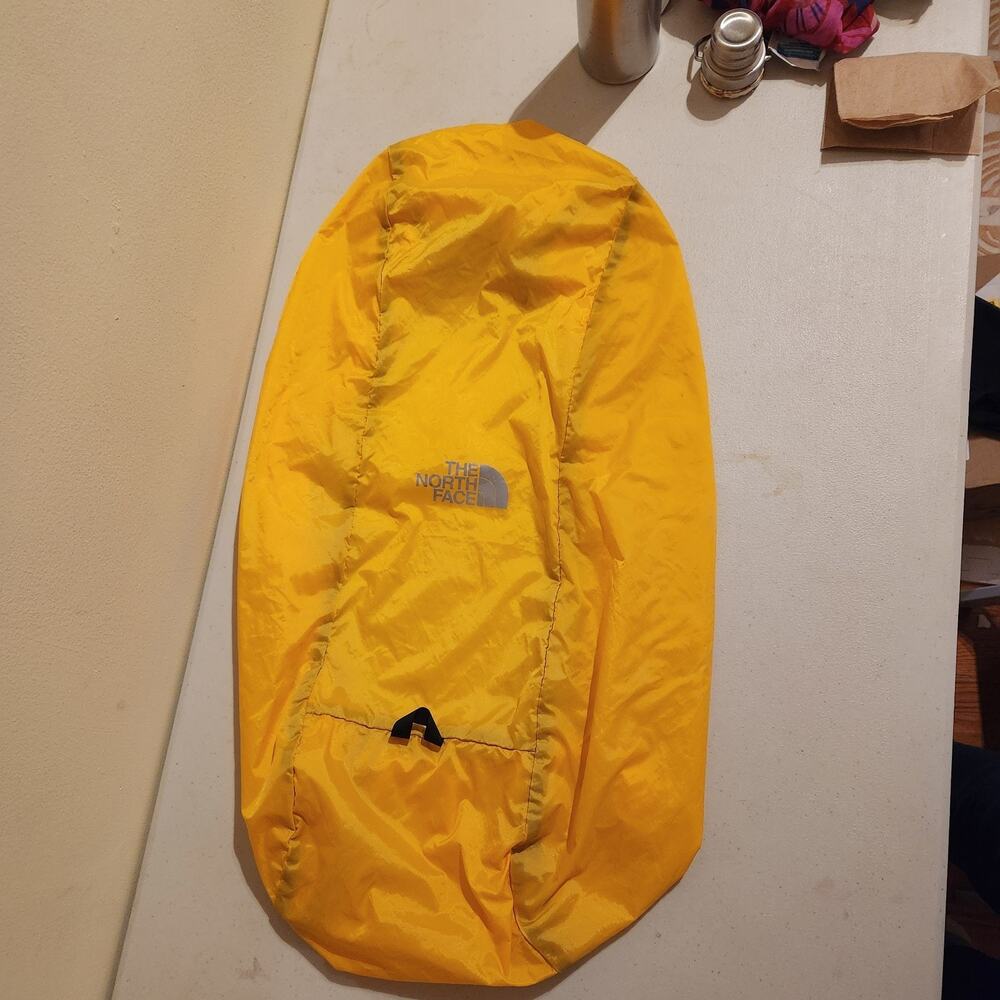The North Face Waterproof Yellow Backpack Cover Rain Snow Camp Hike 28in × 17in